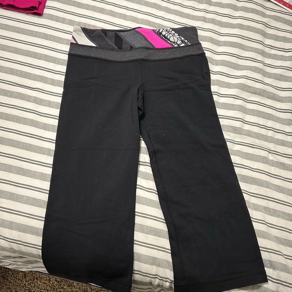 Lululemon cropped reversible leggings
